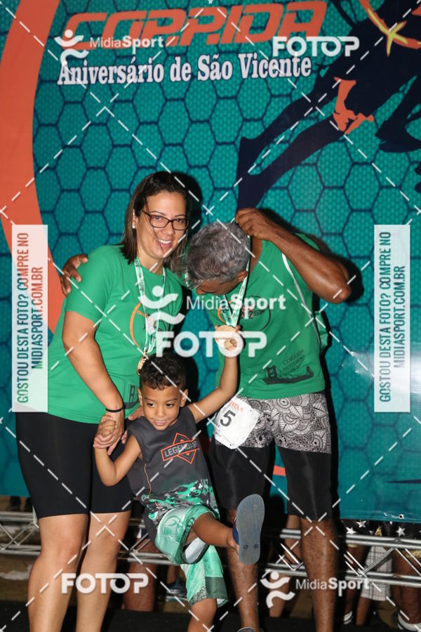 Compra tus fotos del eventoCorrida Noturna 5k Aniversario de So Vicente En Fotop