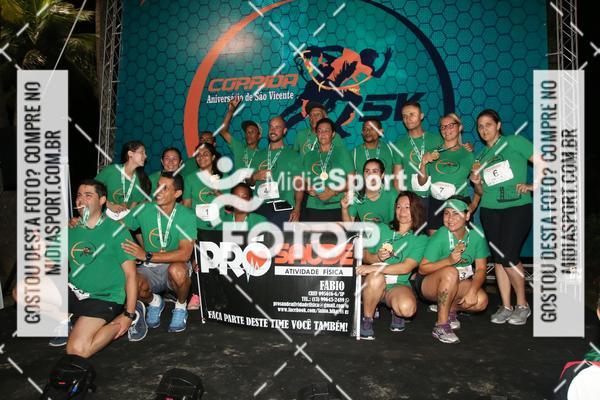 Compra tus fotos del eventoCorrida Noturna 5k Aniversario de So Vicente En Fotop