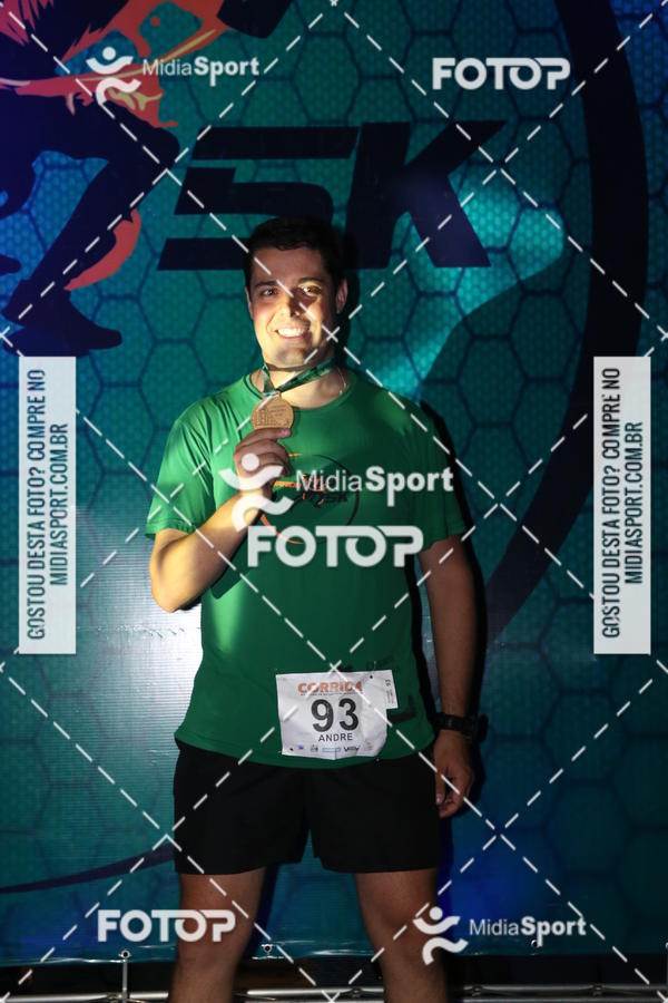 Compre as suas fotos do eventoCorrida Noturna 5k Aniversario de So Vicente no Fotop