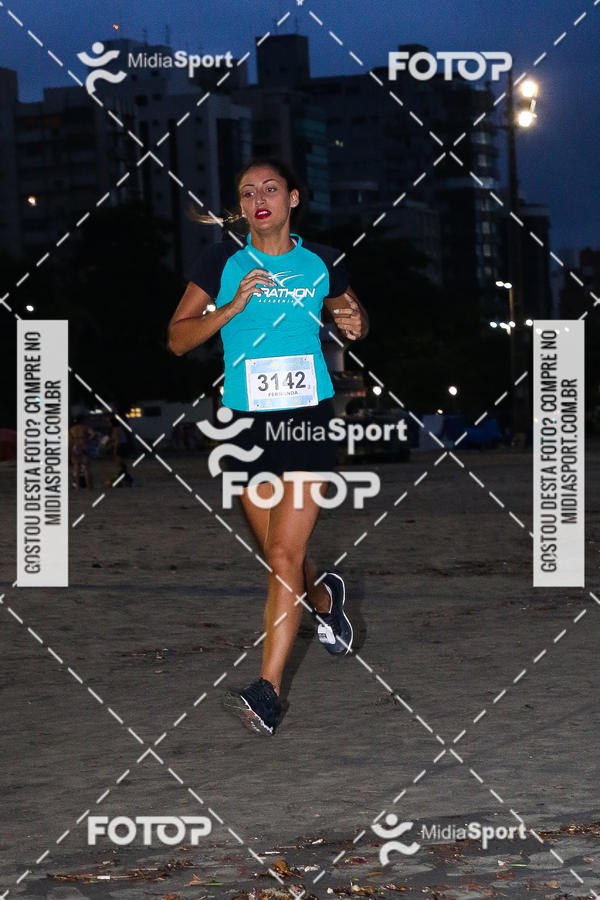 Buy your photos of the eventJovem Pan Night Run 2018 on Fotop