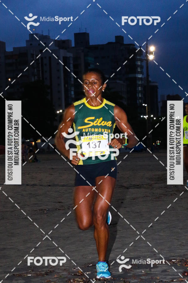 Buy your photos of the eventJovem Pan Night Run 2018 on Fotop