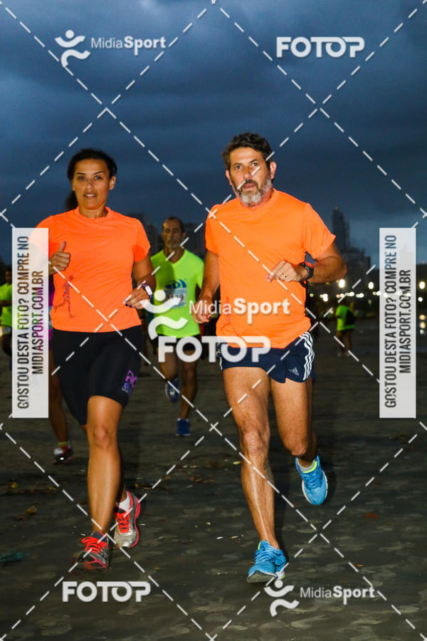Buy your photos of the eventJovem Pan Night Run 2018 on Fotop