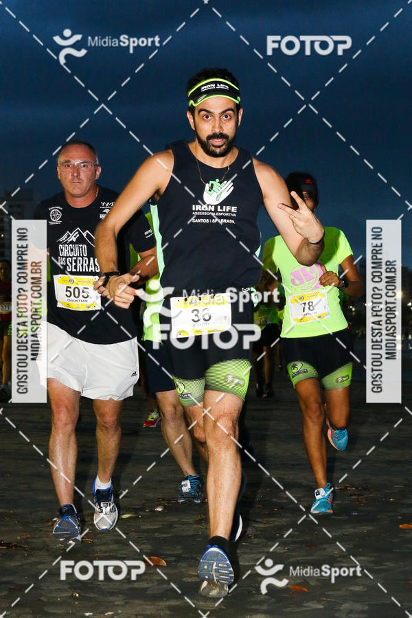 Buy your photos of the eventJovem Pan Night Run 2018 on Fotop