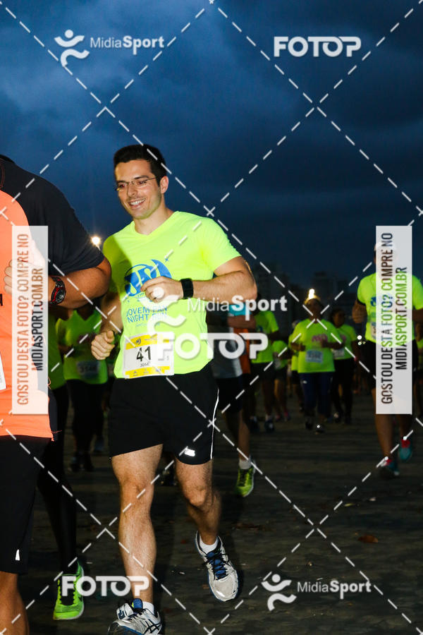 Buy your photos of the eventJovem Pan Night Run 2018 on Fotop