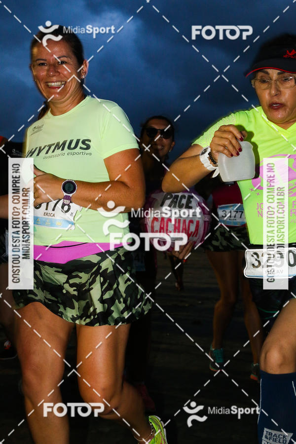 Buy your photos of the eventJovem Pan Night Run 2018 on Fotop