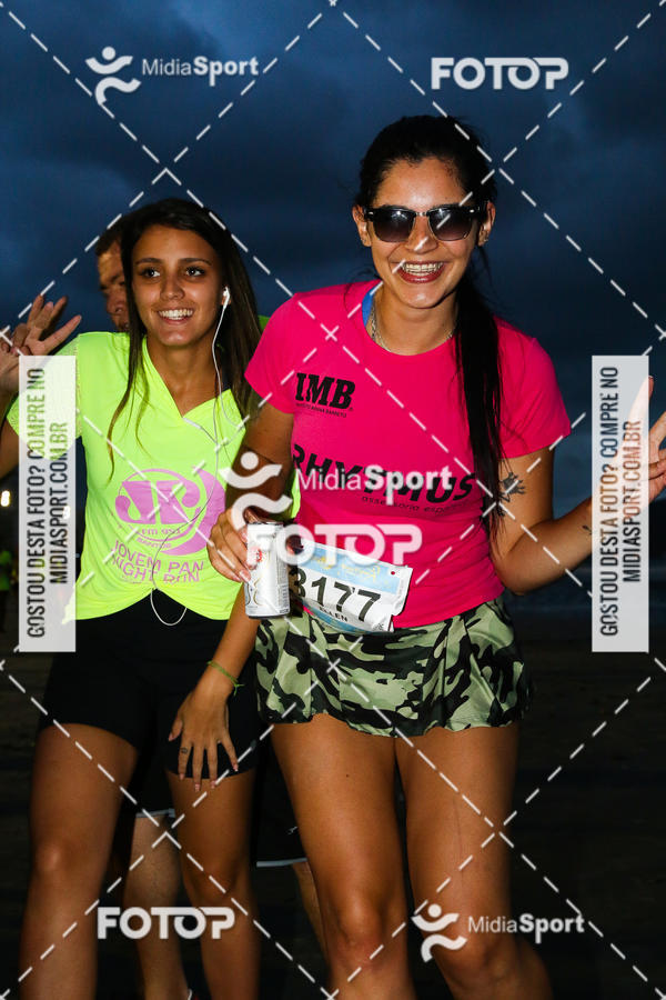 Buy your photos of the eventJovem Pan Night Run 2018 on Fotop