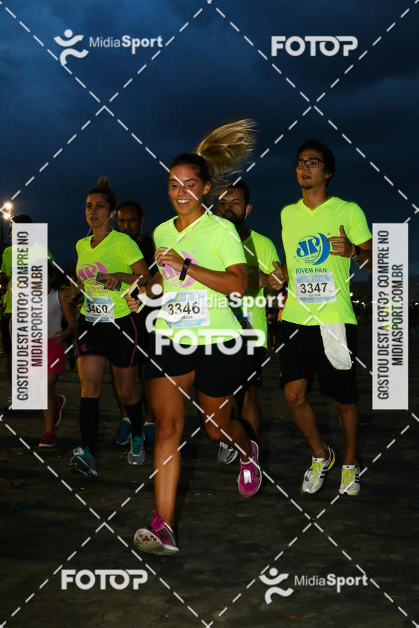 Buy your photos of the eventJovem Pan Night Run 2018 on Fotop