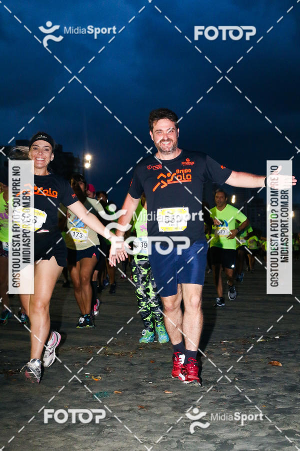 Buy your photos of the eventJovem Pan Night Run 2018 on Fotop