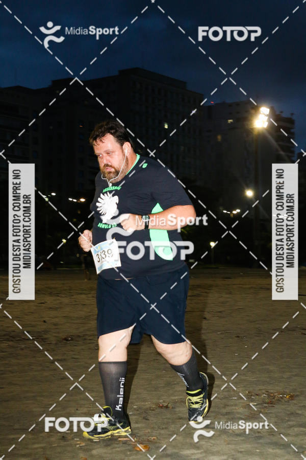 Buy your photos of the eventJovem Pan Night Run 2018 on Fotop