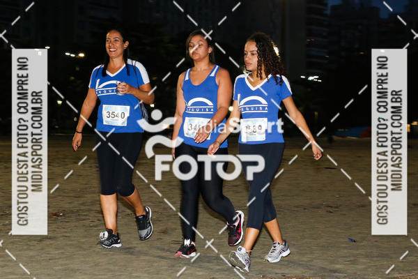 Buy your photos of the eventJovem Pan Night Run 2018 on Fotop