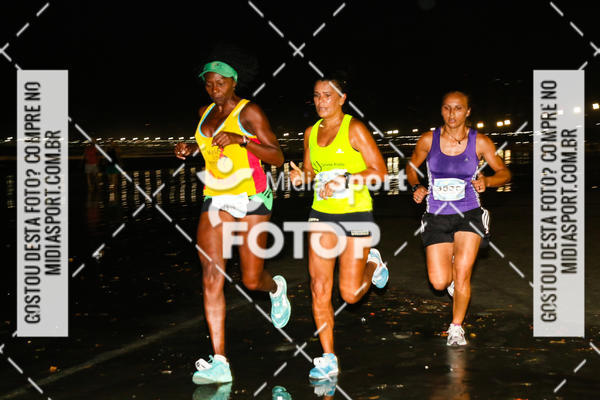 Buy your photos of the eventJovem Pan Night Run 2018 on Fotop