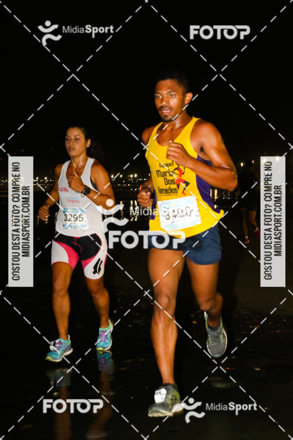 Buy your photos of the eventJovem Pan Night Run 2018 on Fotop