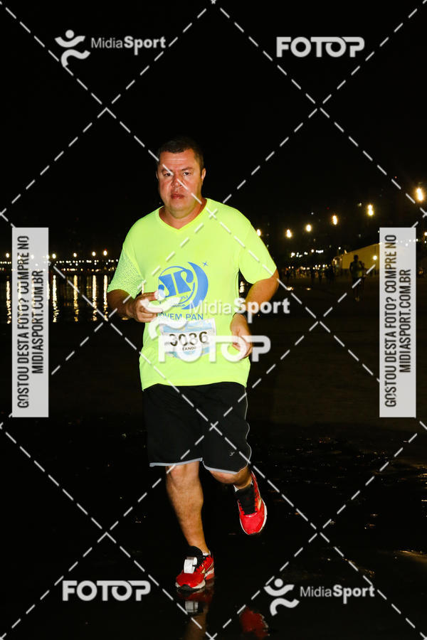 Buy your photos of the eventJovem Pan Night Run 2018 on Fotop