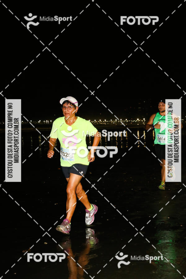 Buy your photos of the eventJovem Pan Night Run 2018 on Fotop