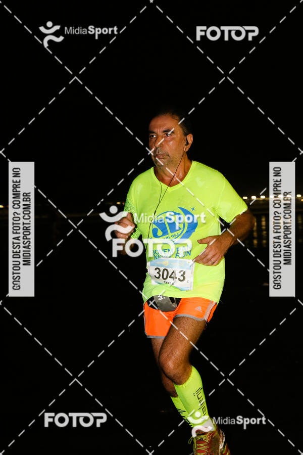 Buy your photos of the eventJovem Pan Night Run 2018 on Fotop