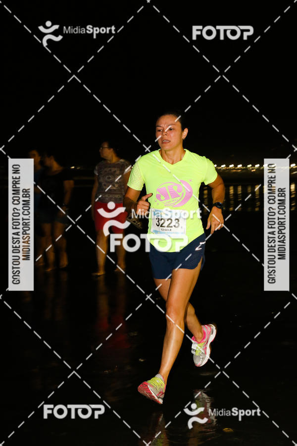 Buy your photos of the eventJovem Pan Night Run 2018 on Fotop