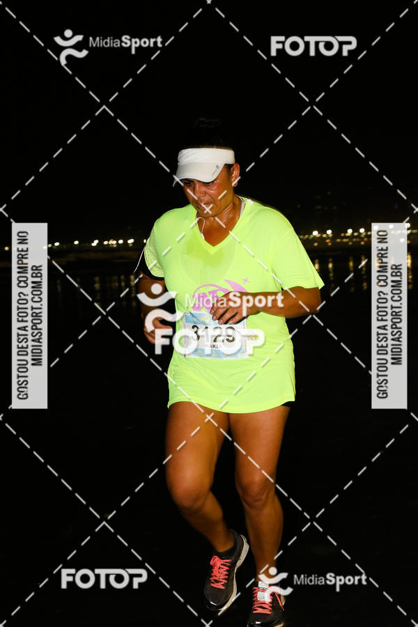 Buy your photos of the eventJovem Pan Night Run 2018 on Fotop