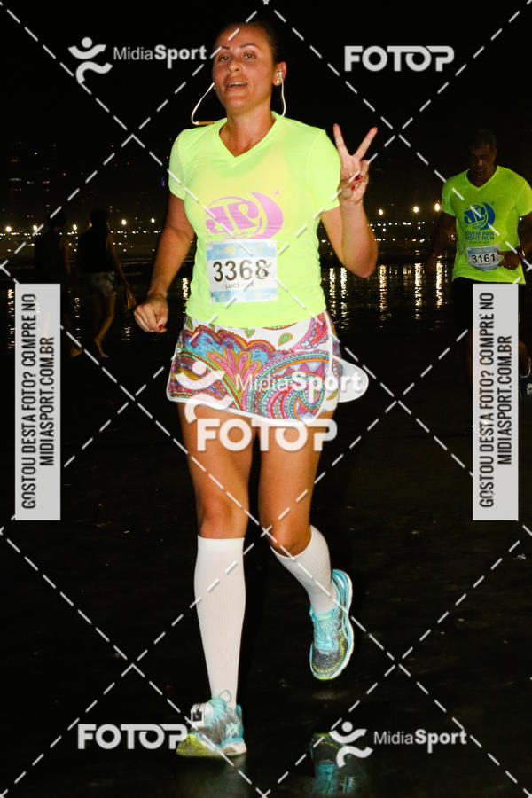 Buy your photos of the eventJovem Pan Night Run 2018 on Fotop