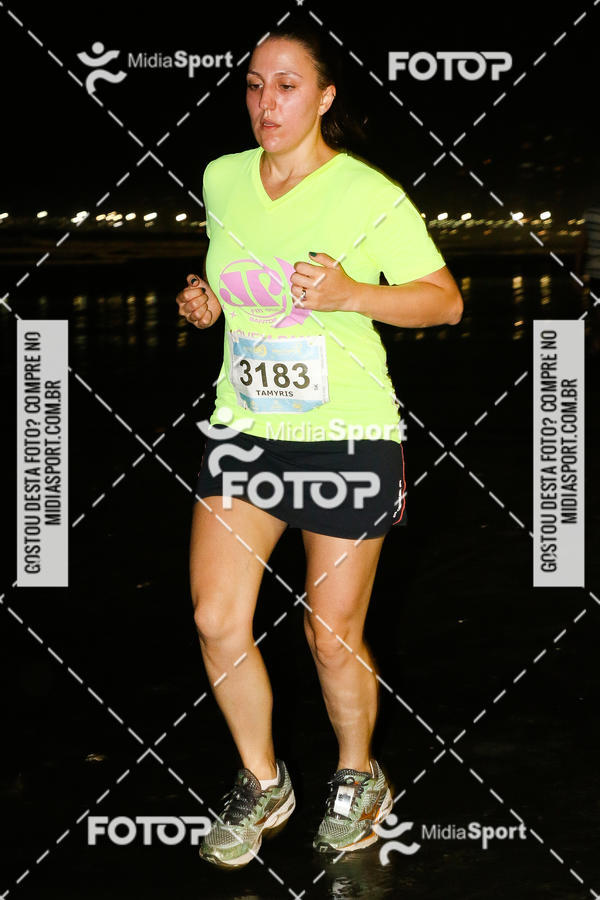 Buy your photos of the eventJovem Pan Night Run 2018 on Fotop