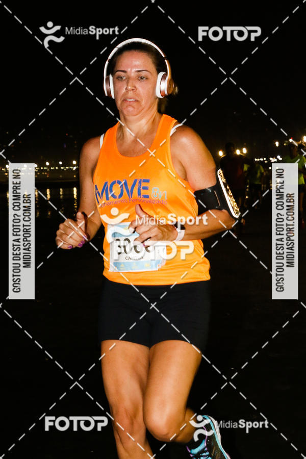 Buy your photos of the eventJovem Pan Night Run 2018 on Fotop