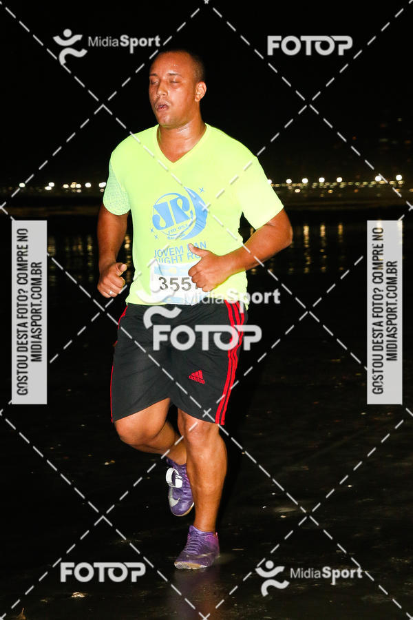 Buy your photos of the eventJovem Pan Night Run 2018 on Fotop