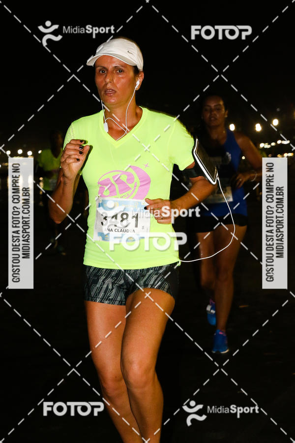 Buy your photos of the eventJovem Pan Night Run 2018 on Fotop