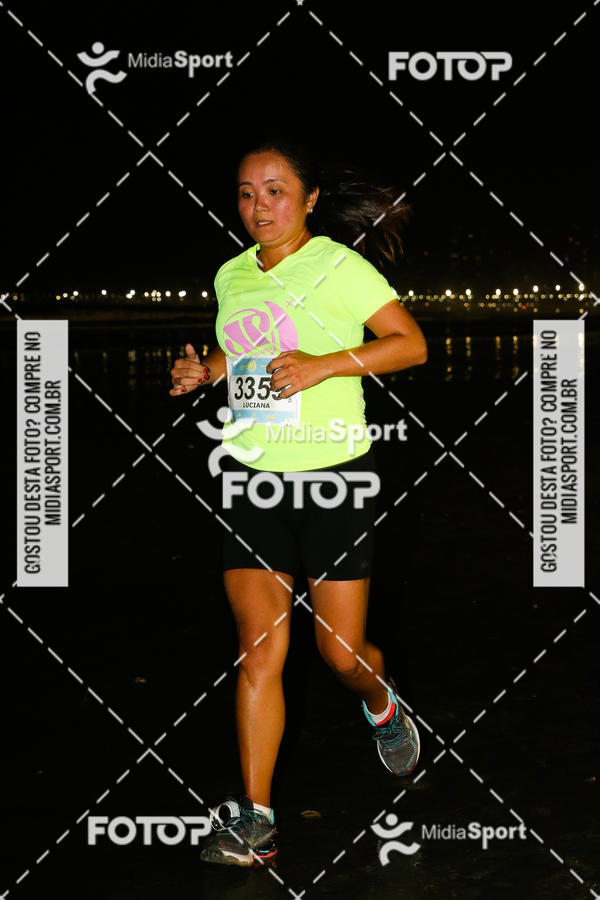 Buy your photos of the eventJovem Pan Night Run 2018 on Fotop