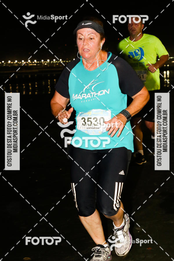 Buy your photos of the eventJovem Pan Night Run 2018 on Fotop