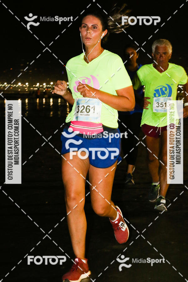 Buy your photos of the eventJovem Pan Night Run 2018 on Fotop