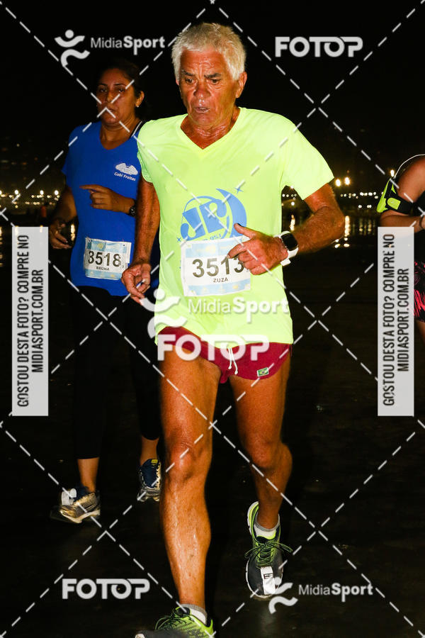 Buy your photos of the eventJovem Pan Night Run 2018 on Fotop