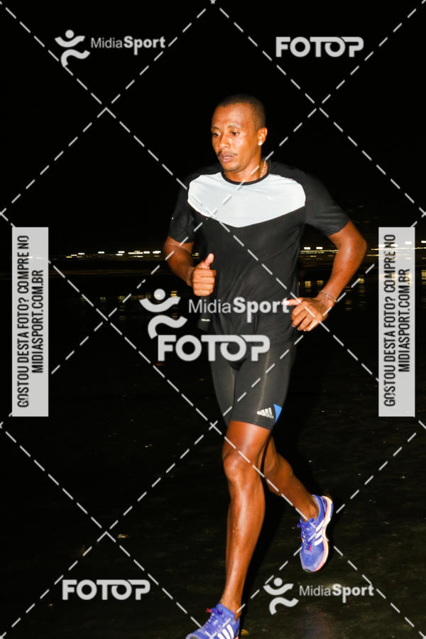 Buy your photos of the eventJovem Pan Night Run 2018 on Fotop