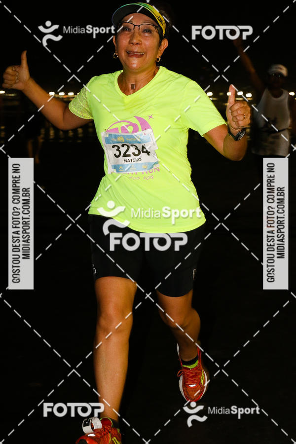 Buy your photos of the eventJovem Pan Night Run 2018 on Fotop