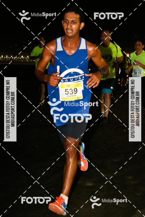 Buy your photos of the eventJovem Pan Night Run 2018 on Fotop