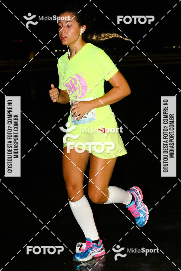 Buy your photos of the eventJovem Pan Night Run 2018 on Fotop