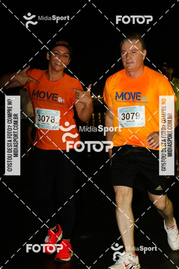 Buy your photos of the eventJovem Pan Night Run 2018 on Fotop
