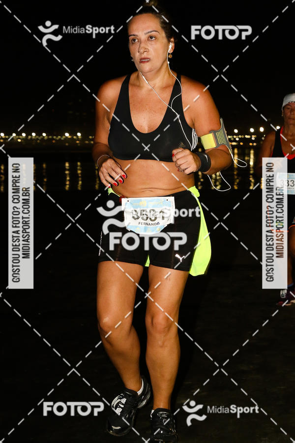 Buy your photos of the eventJovem Pan Night Run 2018 on Fotop