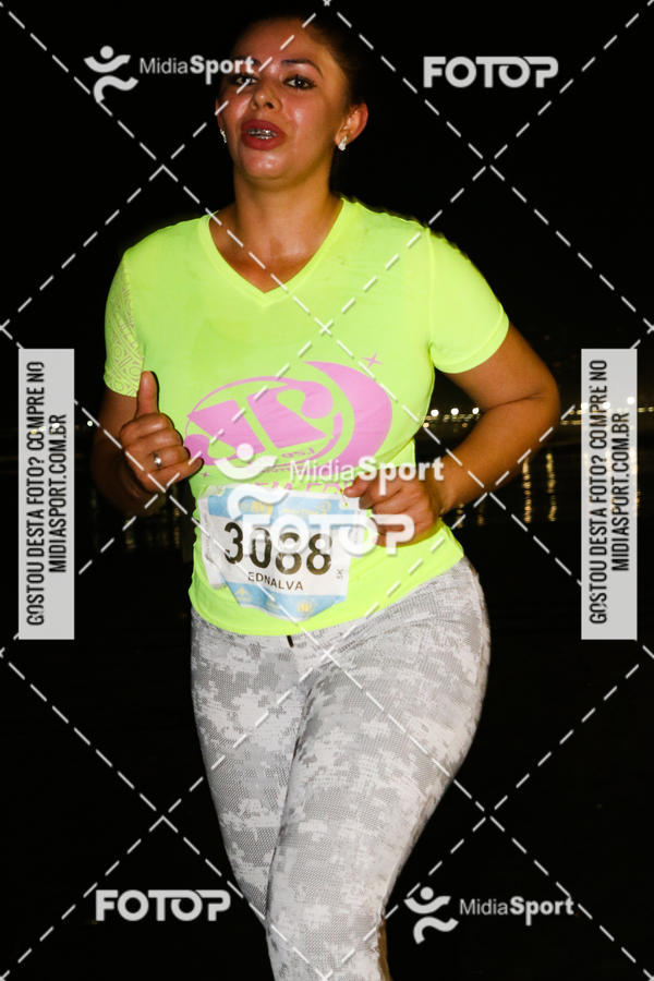 Buy your photos of the eventJovem Pan Night Run 2018 on Fotop