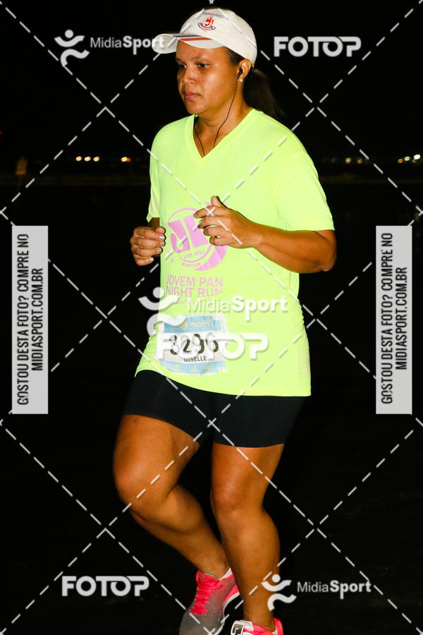Buy your photos of the eventJovem Pan Night Run 2018 on Fotop