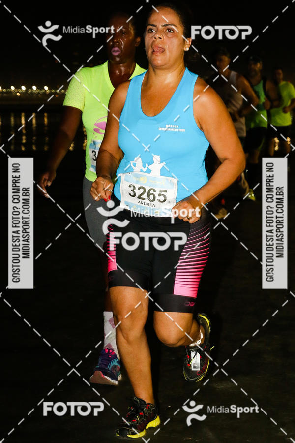 Buy your photos of the eventJovem Pan Night Run 2018 on Fotop