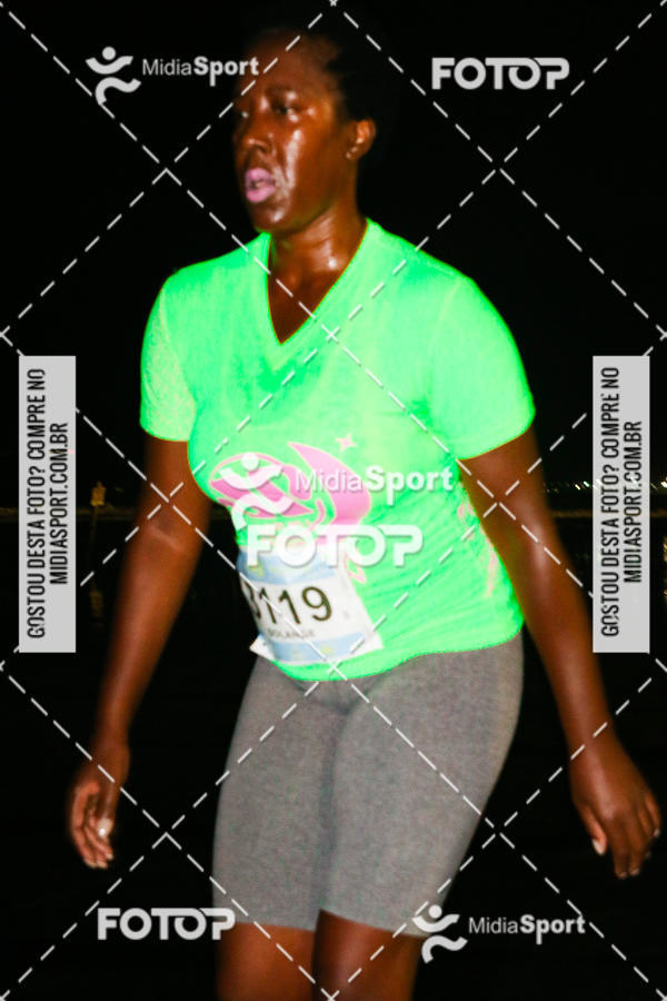 Buy your photos of the eventJovem Pan Night Run 2018 on Fotop