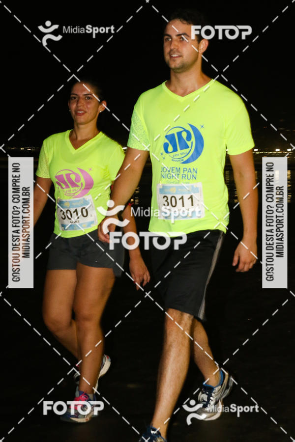 Buy your photos of the eventJovem Pan Night Run 2018 on Fotop