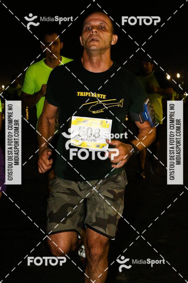 Buy your photos of the eventJovem Pan Night Run 2018 on Fotop