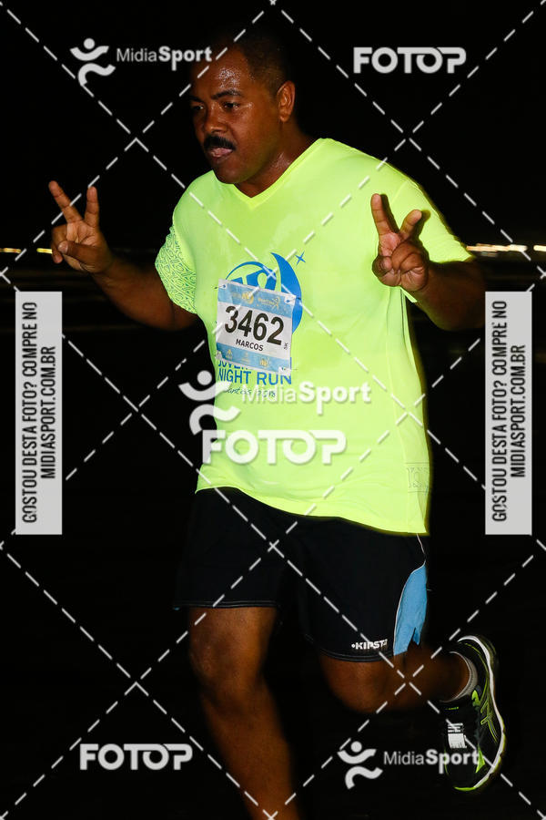 Buy your photos of the eventJovem Pan Night Run 2018 on Fotop