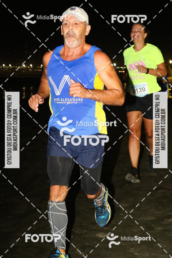 Buy your photos of the eventJovem Pan Night Run 2018 on Fotop