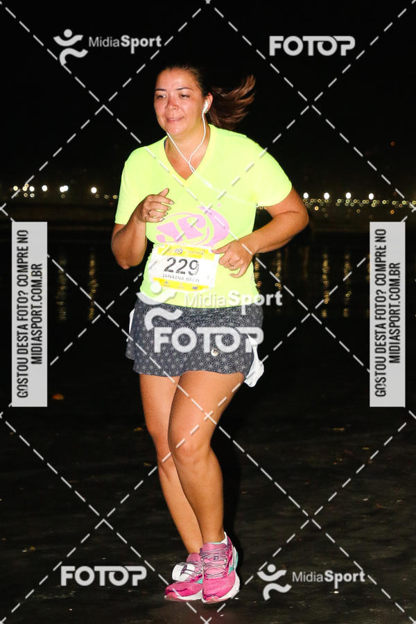 Buy your photos of the eventJovem Pan Night Run 2018 on Fotop