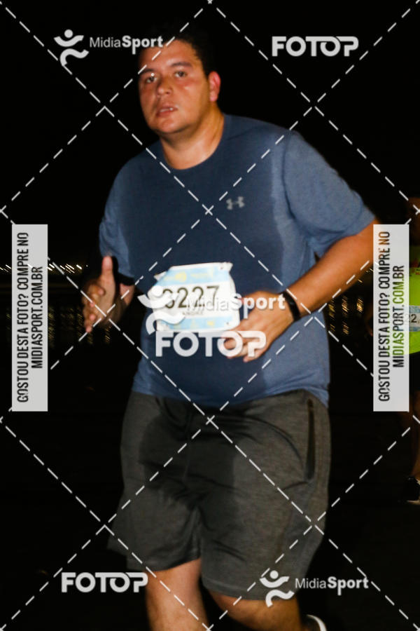 Buy your photos of the eventJovem Pan Night Run 2018 on Fotop