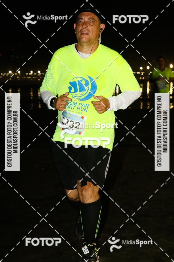 Buy your photos of the eventJovem Pan Night Run 2018 on Fotop