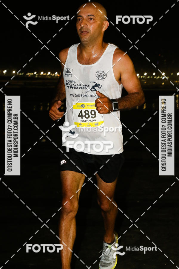 Buy your photos of the eventJovem Pan Night Run 2018 on Fotop