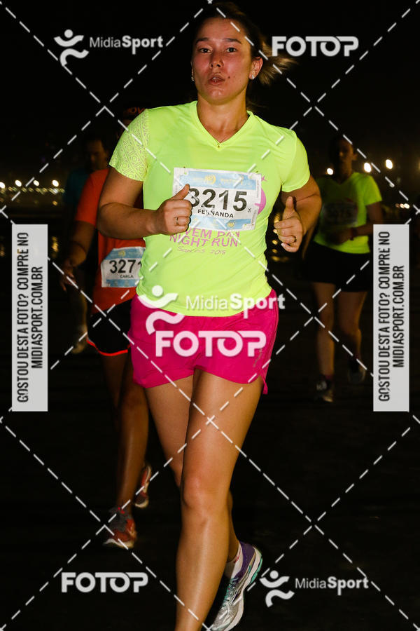 Buy your photos of the eventJovem Pan Night Run 2018 on Fotop