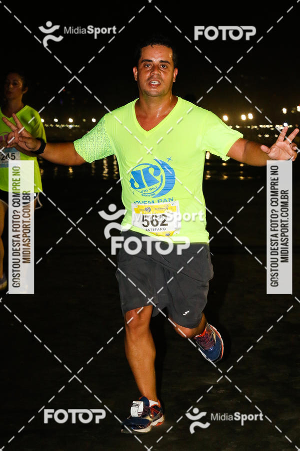 Buy your photos of the eventJovem Pan Night Run 2018 on Fotop